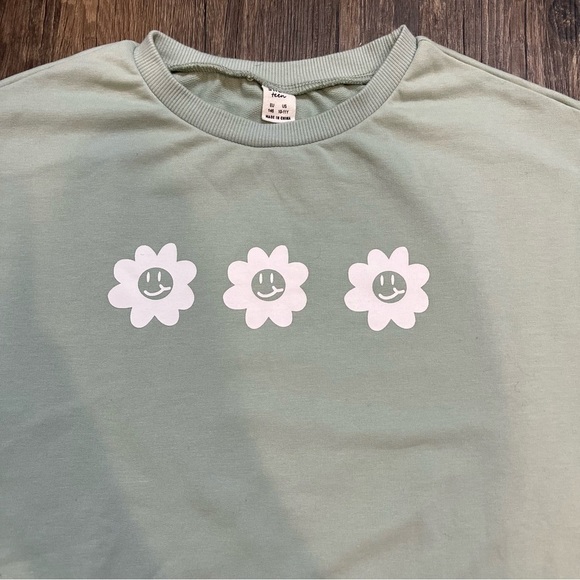 Girls Mint Sweatshirt Top Pull On Size 10/12 - Picture 4 of 10